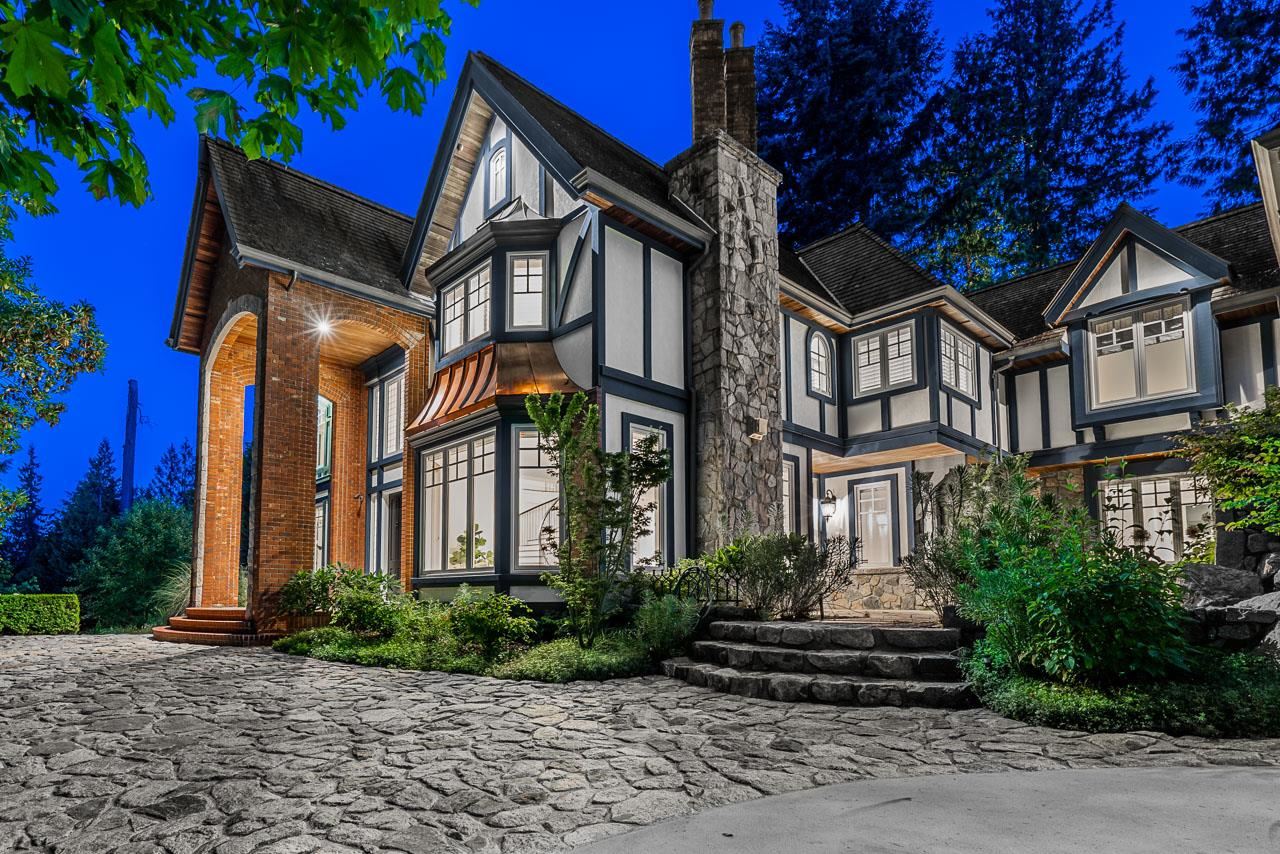 4555 Piccadilly North, West Vancouver, BC, V7W 1E1