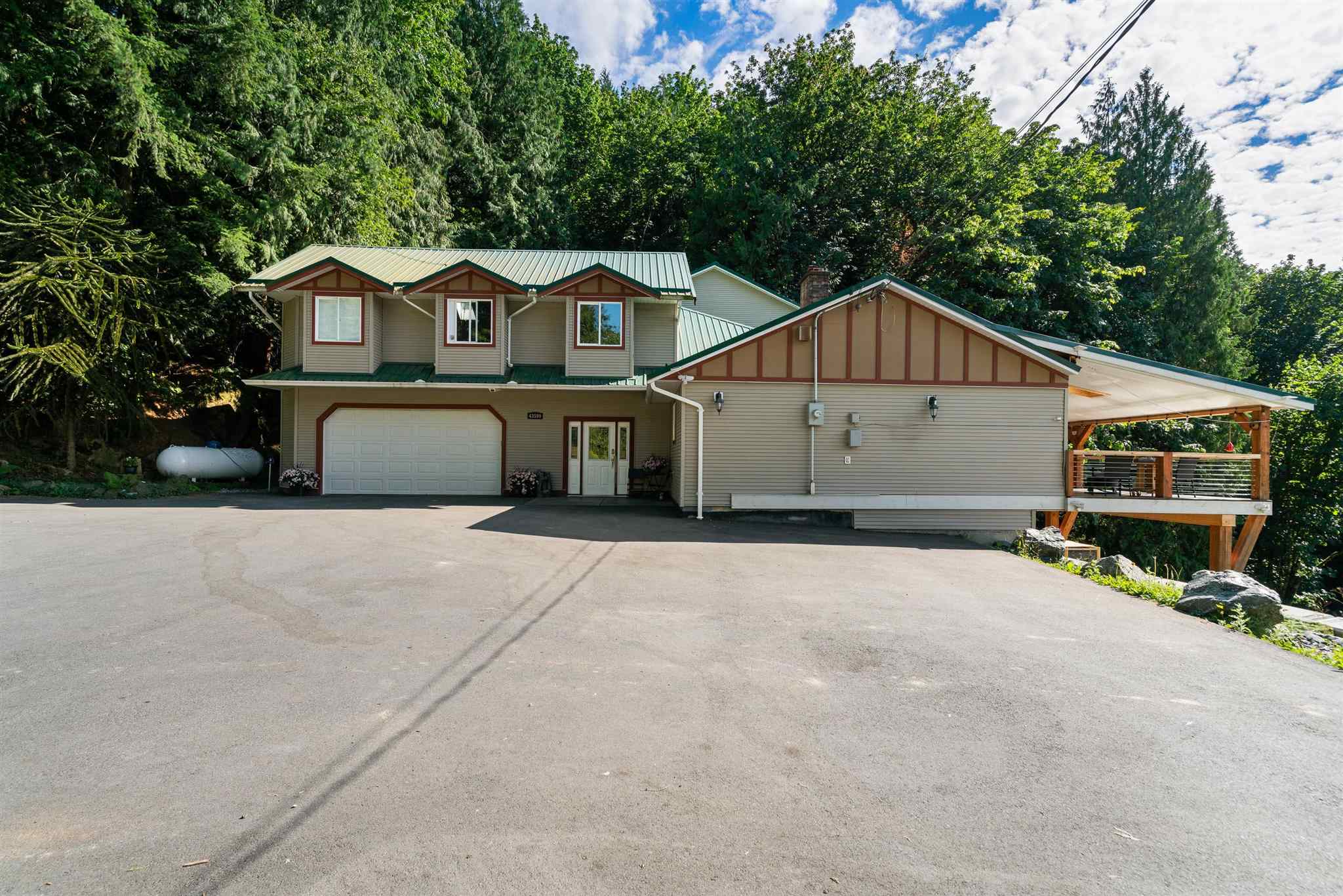 43590 Chilliwack Mountain Road, Chilliwack, BC, V2R 4A1