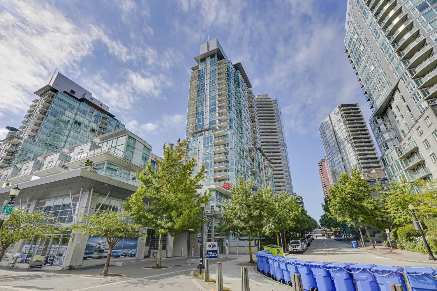 603-590 Nicola Street, Vancouver, BC, V6G 3J8