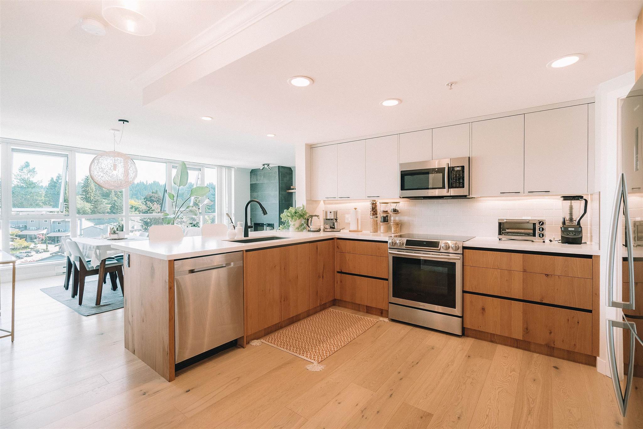 1104-235 Guildford Way, Port Moody, BC, V3H 5L8