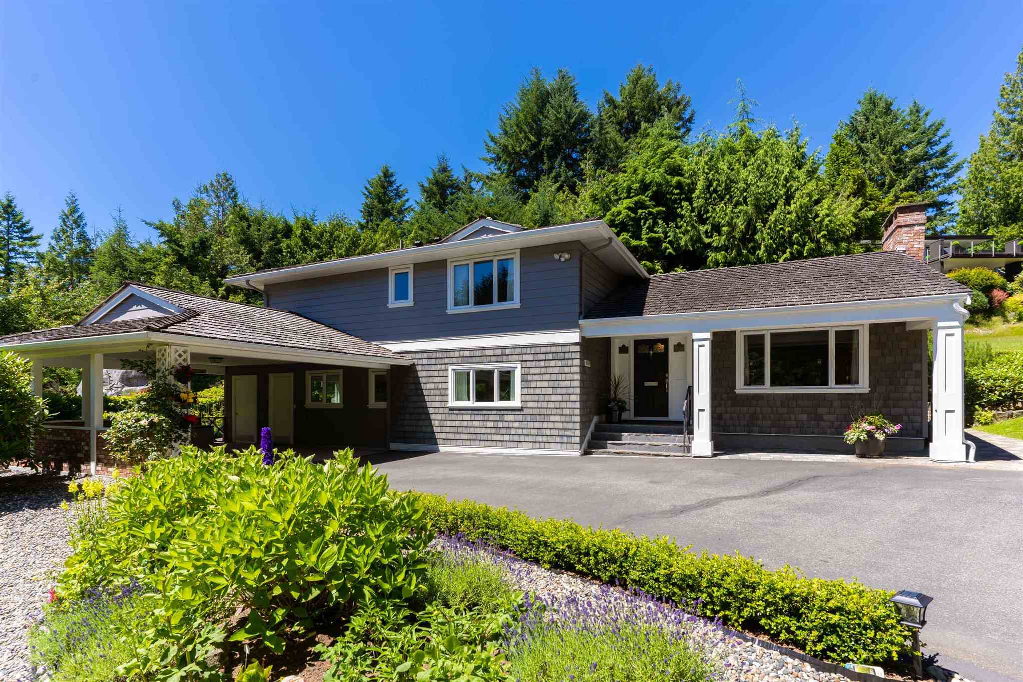 4525 Woodgreen Drive, West Vancouver, BC, V7S 2T8