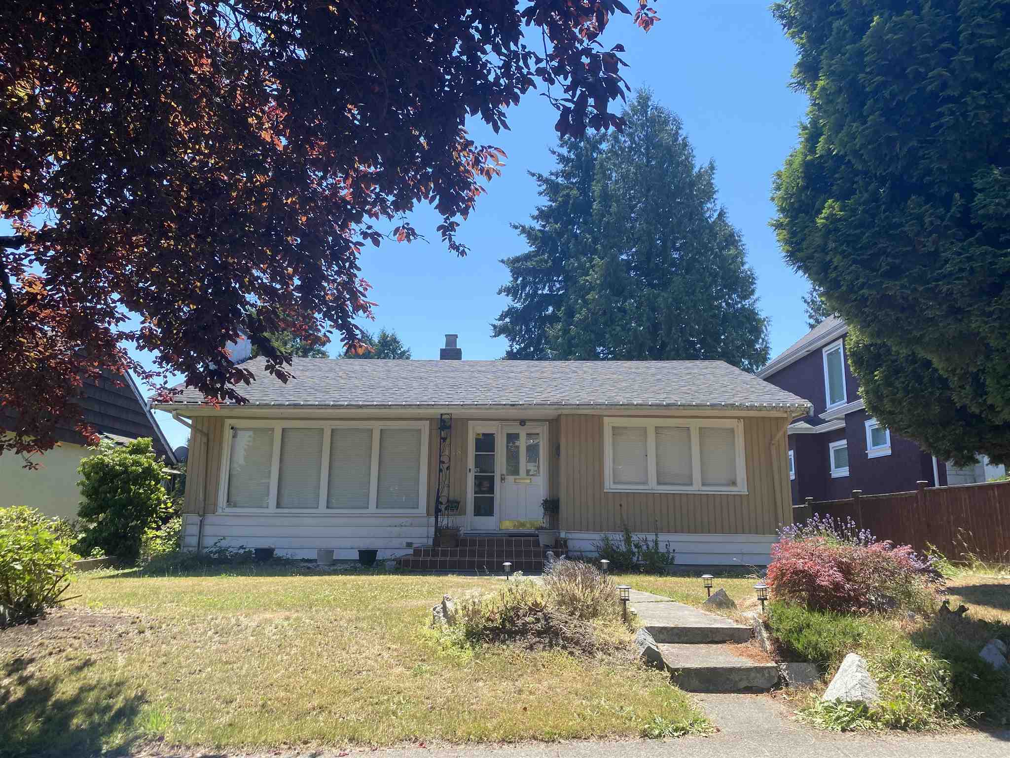 438 W 45th Avenue, Vancouver, BC, V5Y 2W6