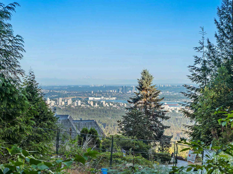 1129 Millstream Road, West Vancouver, BC, V7S 2C8