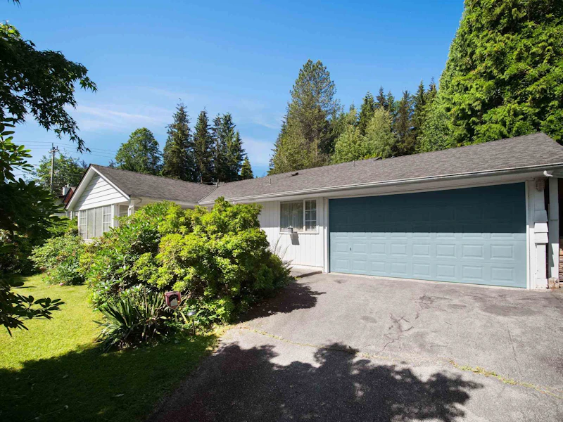 113 Bonnymuir Drive, West Vancouver BC V7S 1L4