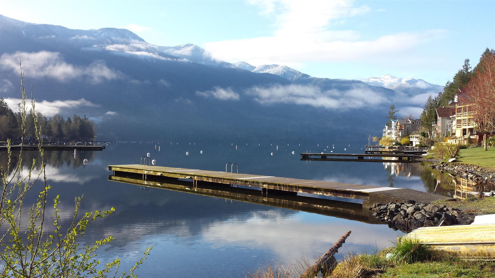 206 Lakeshore Drive, Cultus Lake, BC, V2R 5A1