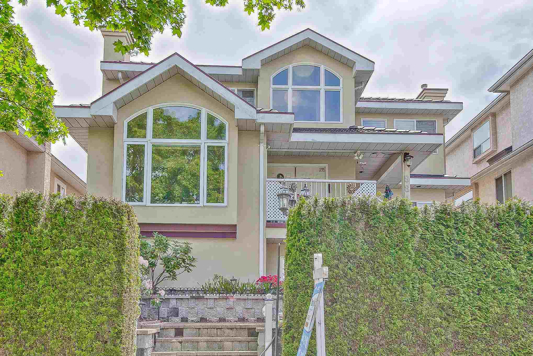 8848 Yarrow Place, Burnaby, BC, V3N 4W1