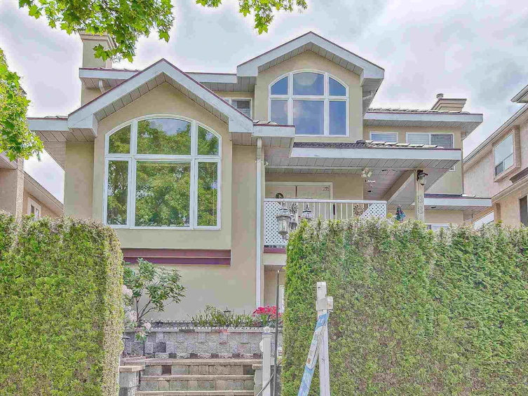 8848 Yarrow Place, Burnaby, BC, V3N 4W1