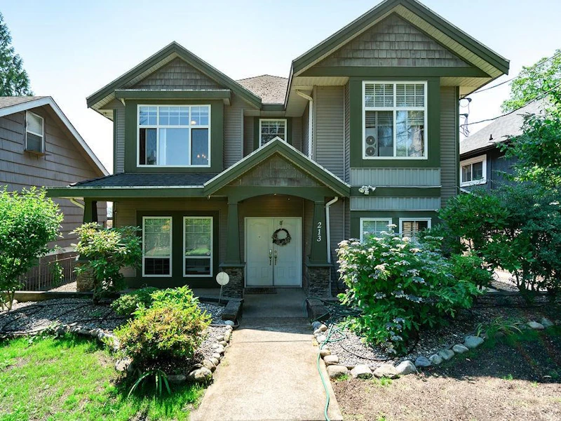 213 Bernatchey Street, Coquitlam BC V3K 4C2