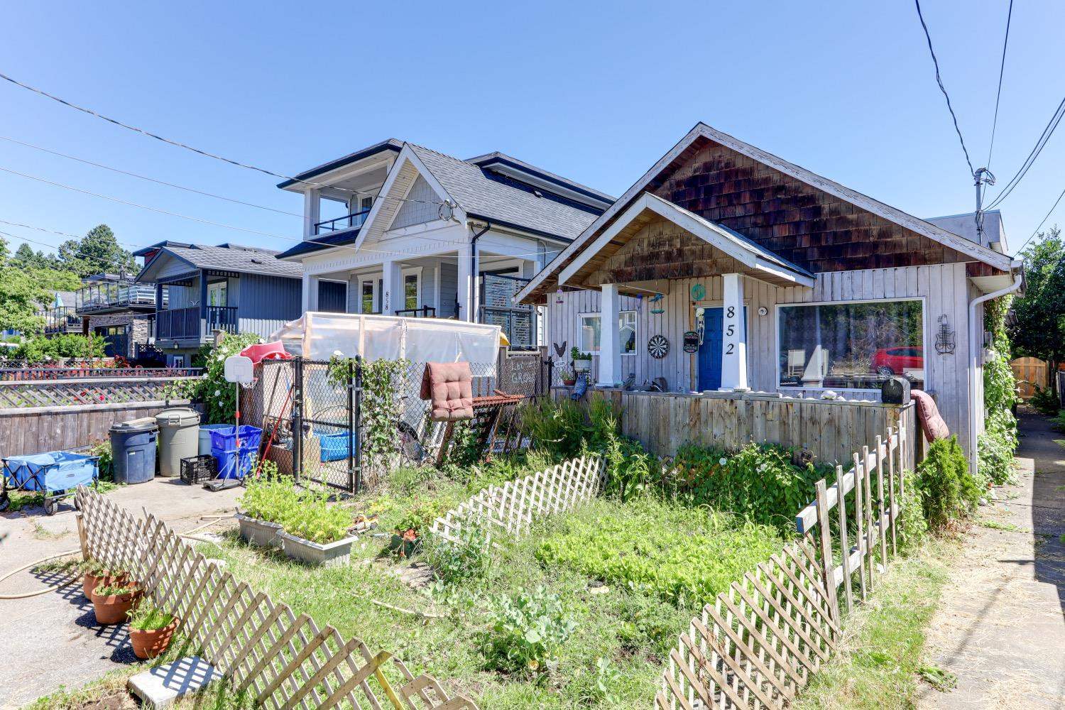 852 Lee Street, Surrey, BC, V4B 4N6