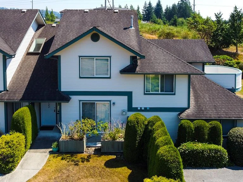 122 - 5711 Ebbtide Street, Sechelt BC