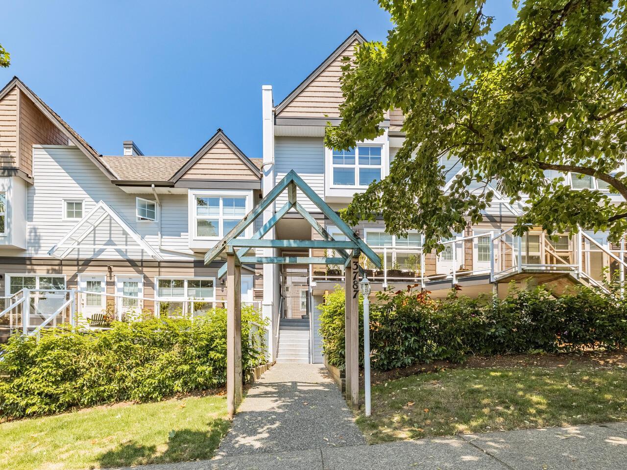 301-3787 Pender Street, Burnaby, BC, V5C 2L2