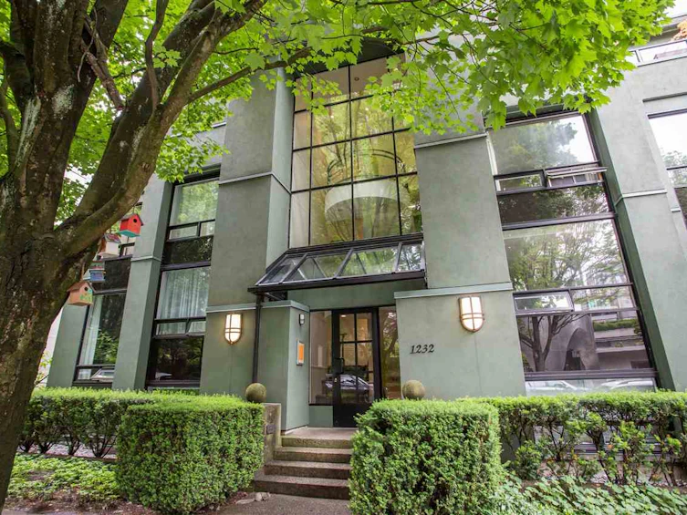 205-1232 Harwood Street, Vancouver, BC, V6E 1S2