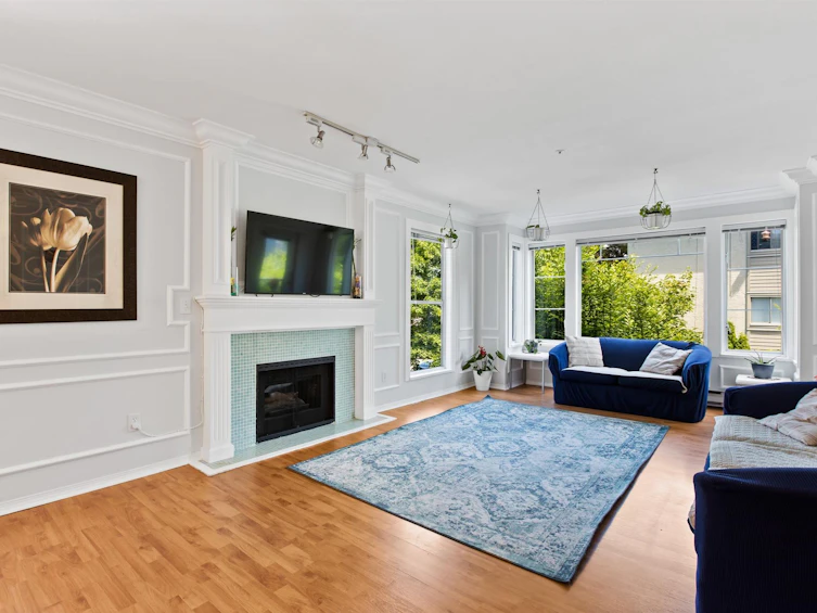205-20350 54 Avenue, Langley, BC, V3A 8J4