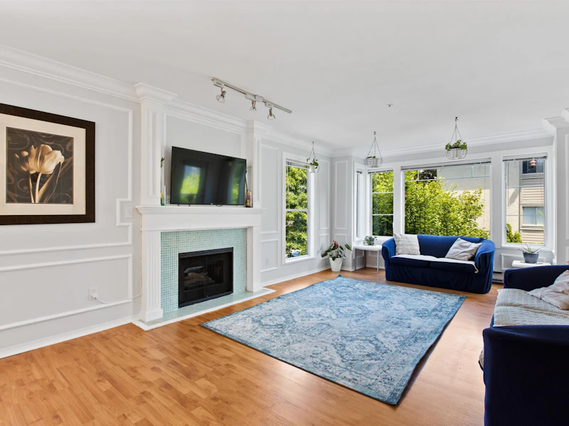 205 - 20350 54th Avenue, Langley BC V3A 8J4