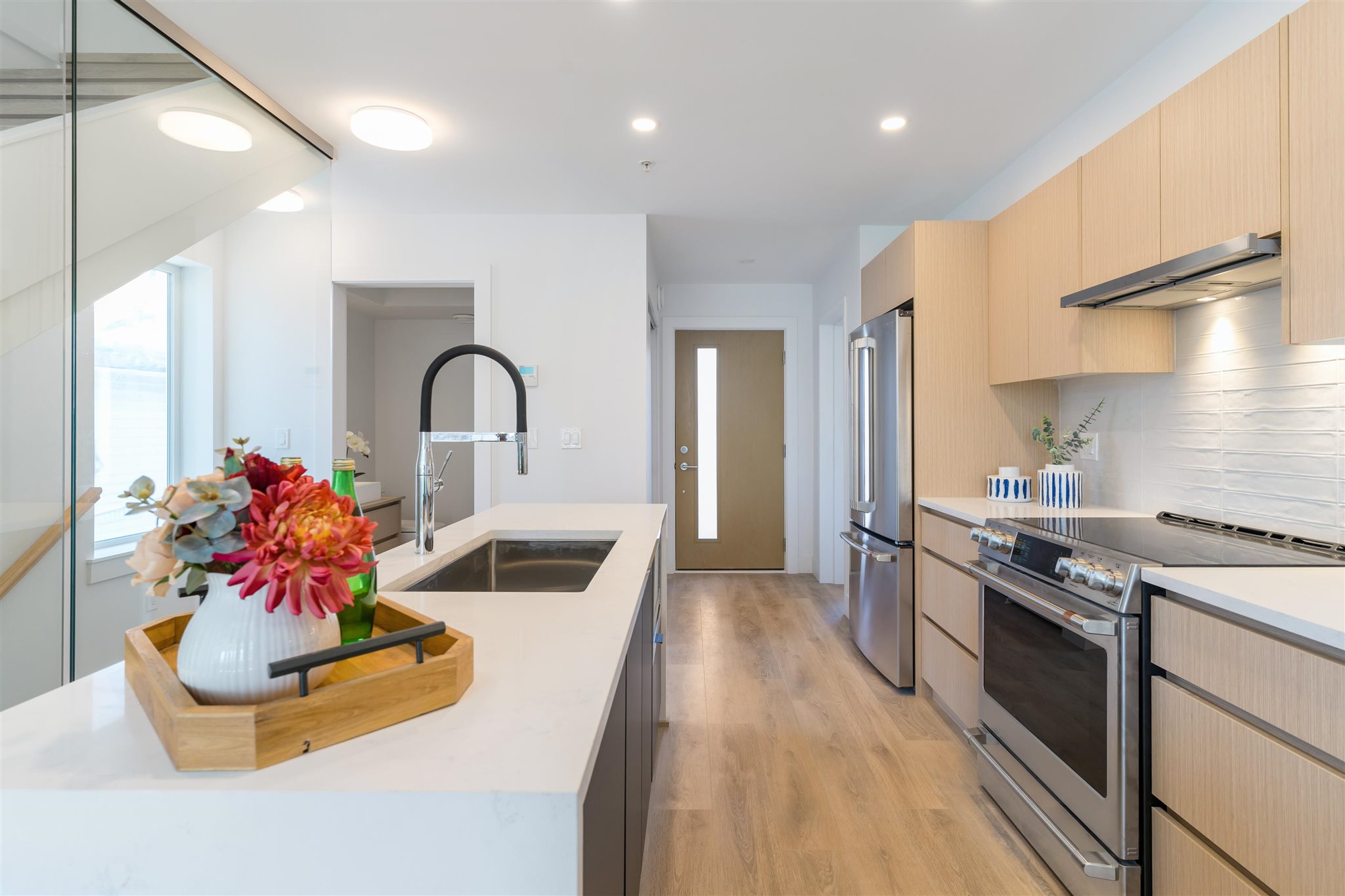 103-748 E 3rd Street, North Vancouver, BC, V7L 1G9