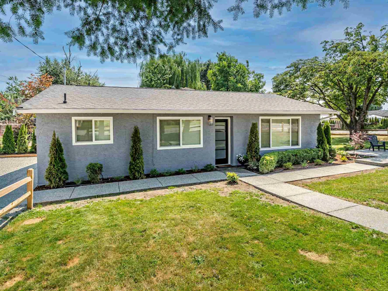 33586 8th Avenue, Mission BC V2V 2H7