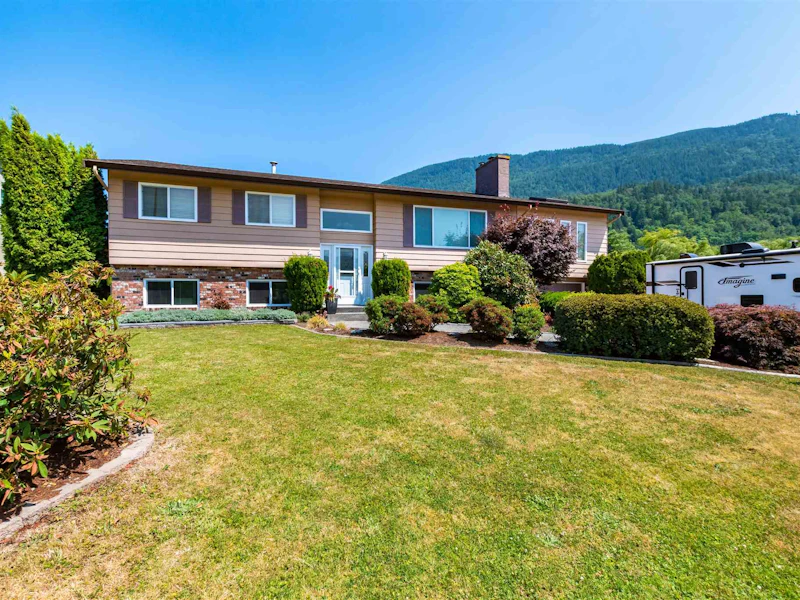 4306 York Street, Chilliwack BC V2R 5C7