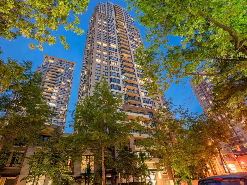 1807 - 909 Mainland Street, Vancouver BC V6B 1S3