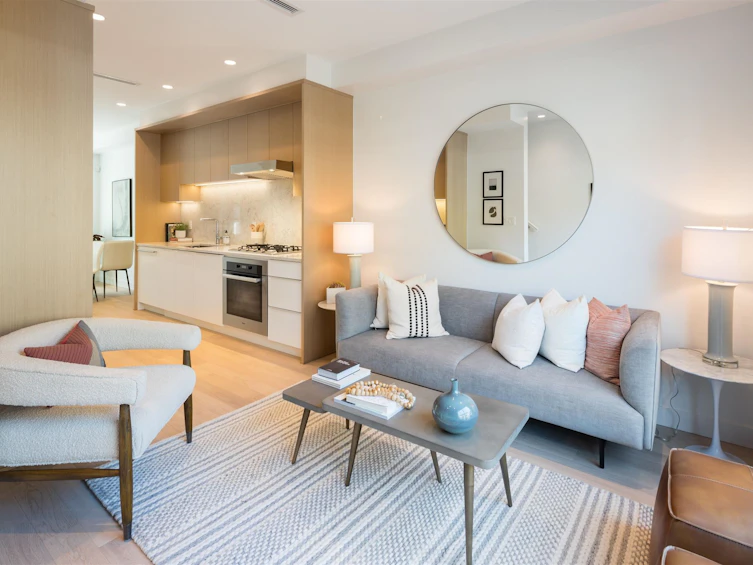 2143 W 7th Avenue, Vancouver, BC, V6K 1X9