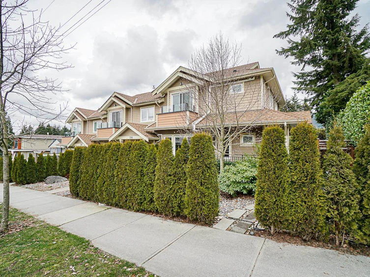 1905 Chesterfield Avenue, North Vancouver, BC, V7M 2P4