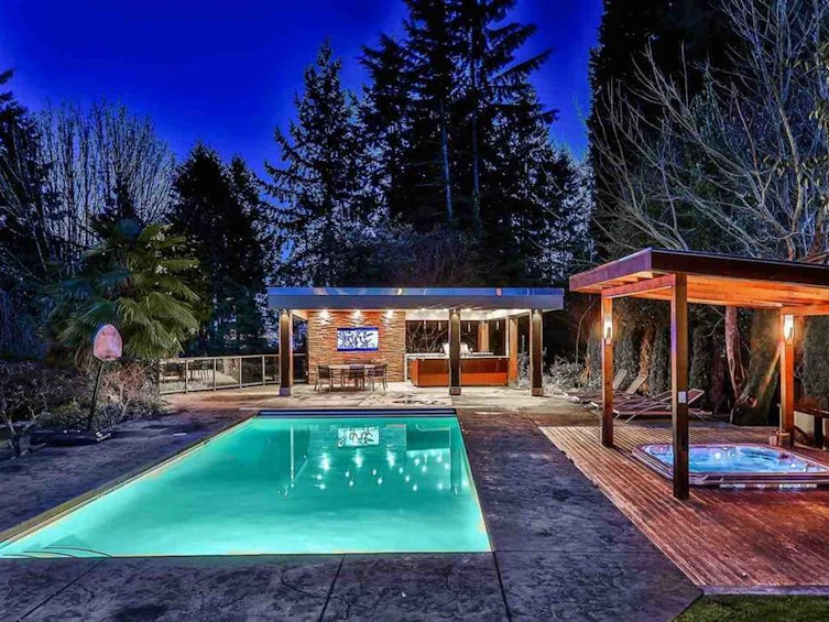 729 Biddesden Place, West Vancouver, BC, V7S 1P9