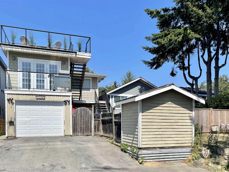 15580 Columbia Avenue, Surrey BC V4B 1K6