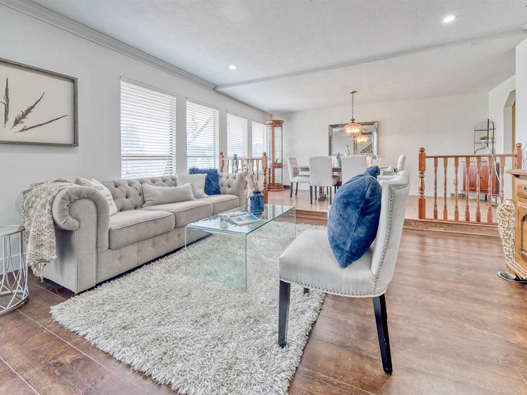 1701 Sixth Avenue, New Westminster, BC, V3M 2C8