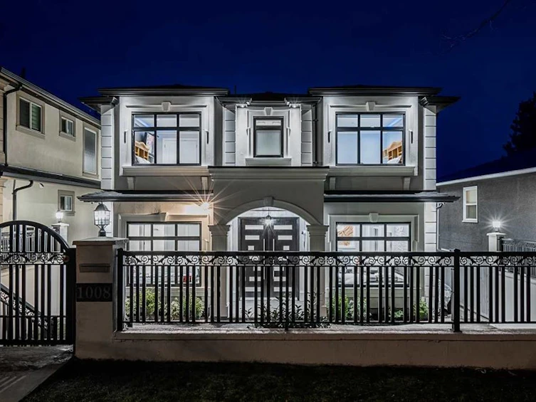 1008 E 64th Avenue, Vancouver, BC, V5X 2N7