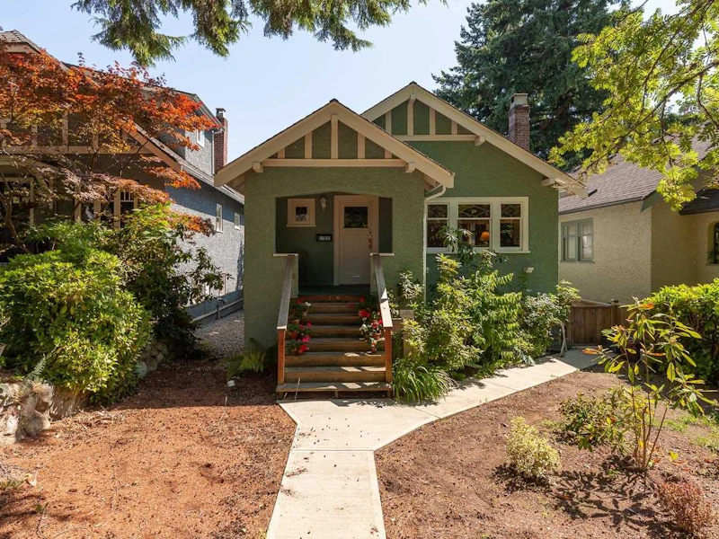 3782 W 29th Avenue, Vancouver BC V6S 1T4