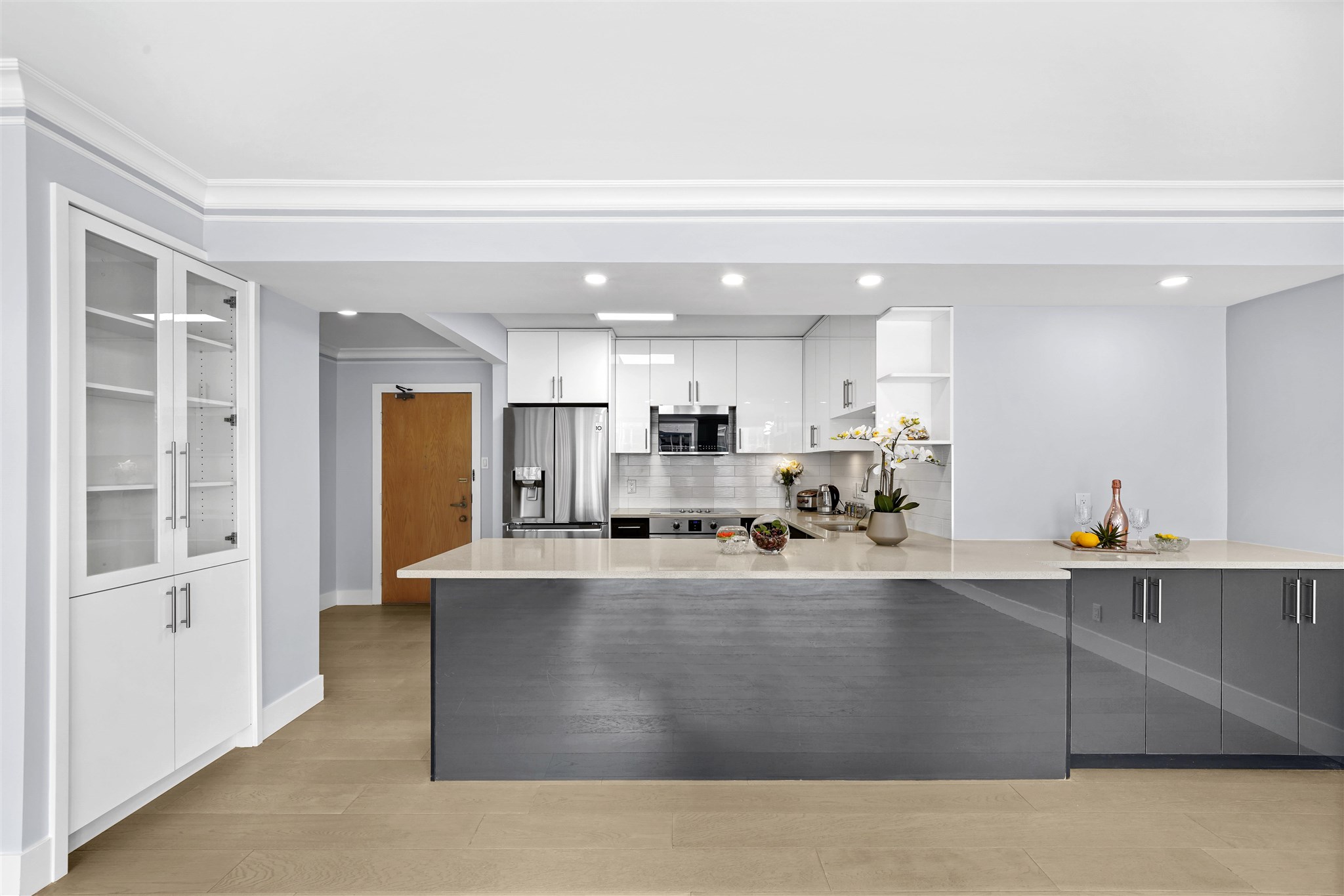 404-2140 Briar Avenue, Vancouver, BC, V6L 3E3