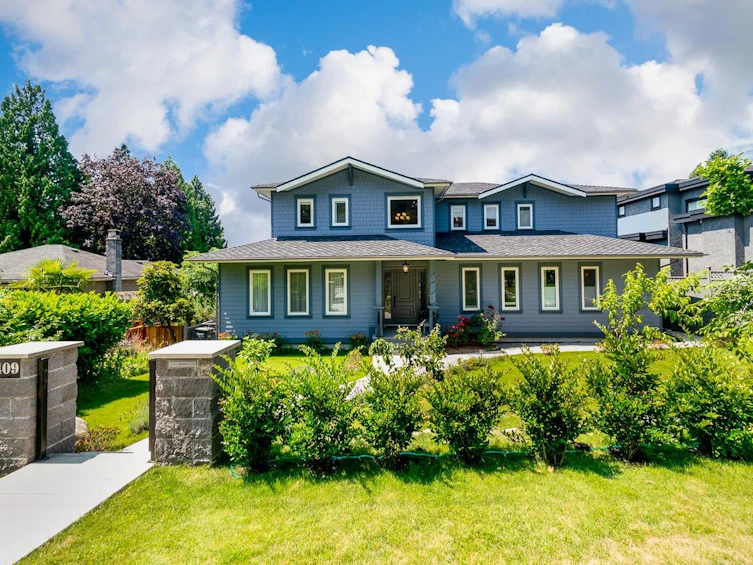 2409 Duthie Avenue, Burnaby, BC, V5A 2S4