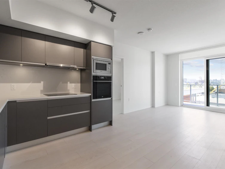 818-180 E 2nd Avenue, Vancouver, BC, V5T 1B5