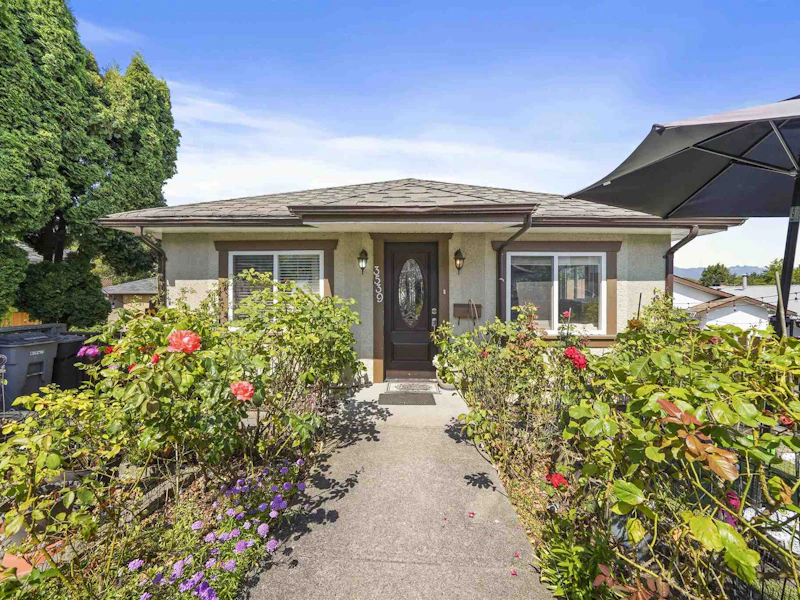 3539 Copley Street, Vancouver BC V5N 5B3