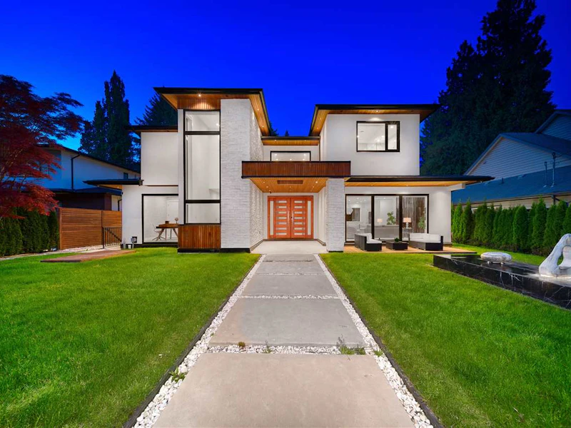 3560 Bluebonnet Road, North Vancouver BC V7R 4E1