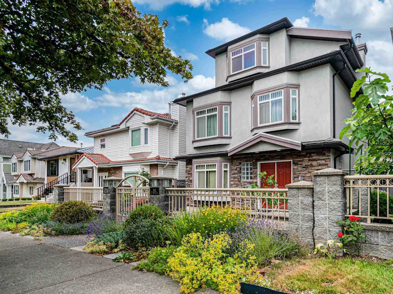 3245 E 48th Avenue, Vancouver BC V5S 1H4