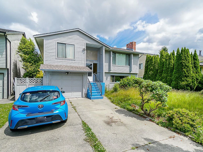 13035 65b Avenue, Surrey BC V3W 8S2