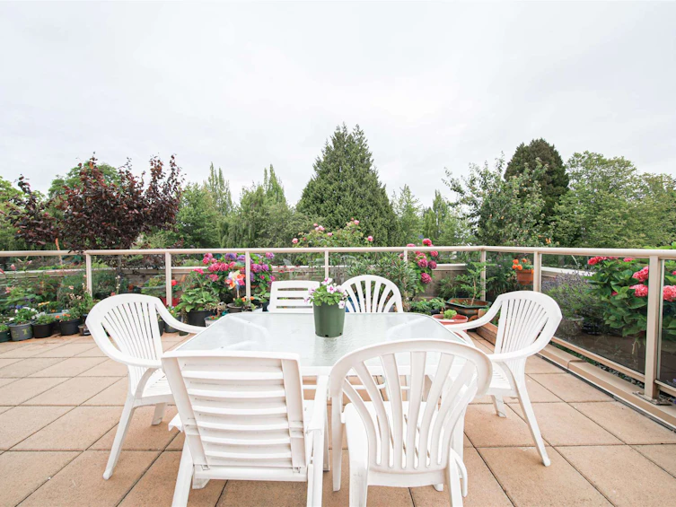 202-2580 Tolmie Street, Vancouver, BC, V6R 4R4