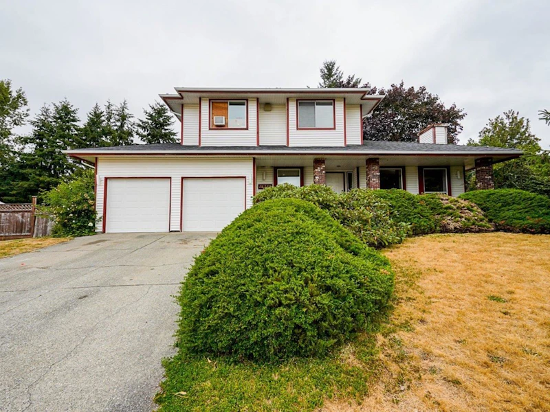 18257 55b Avenue, Surrey BC V3S 7Z2