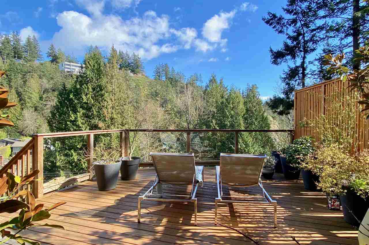 6965 Marine Drive, West Vancouver, BC, V7W 2T4