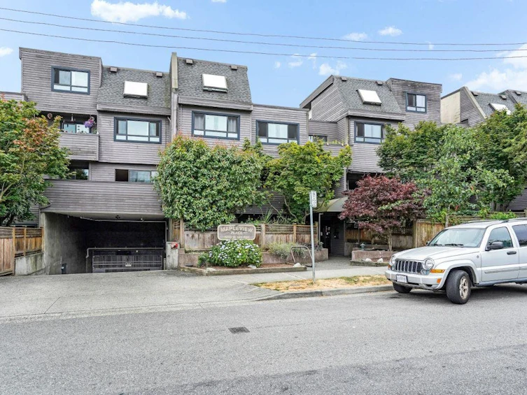 106-1990 W 6th Avenue, Vancouver, BC, V6J 4V4