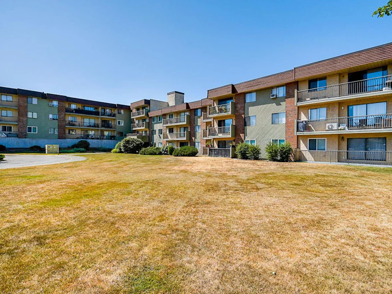 302 - 45598 Mcintosh Drive, Chilliwack BC V2P 7J3