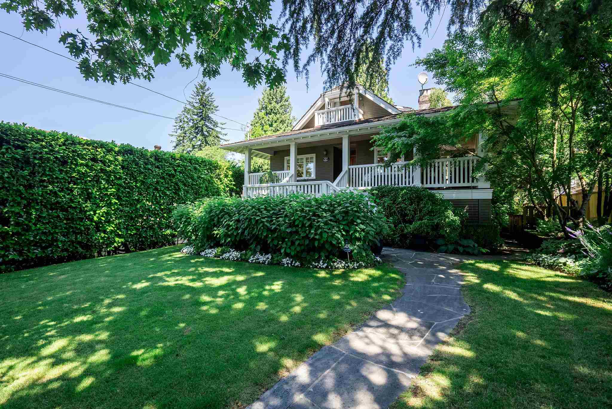 2065 Fulton Avenue, West Vancouver, BC, V7V 1T3