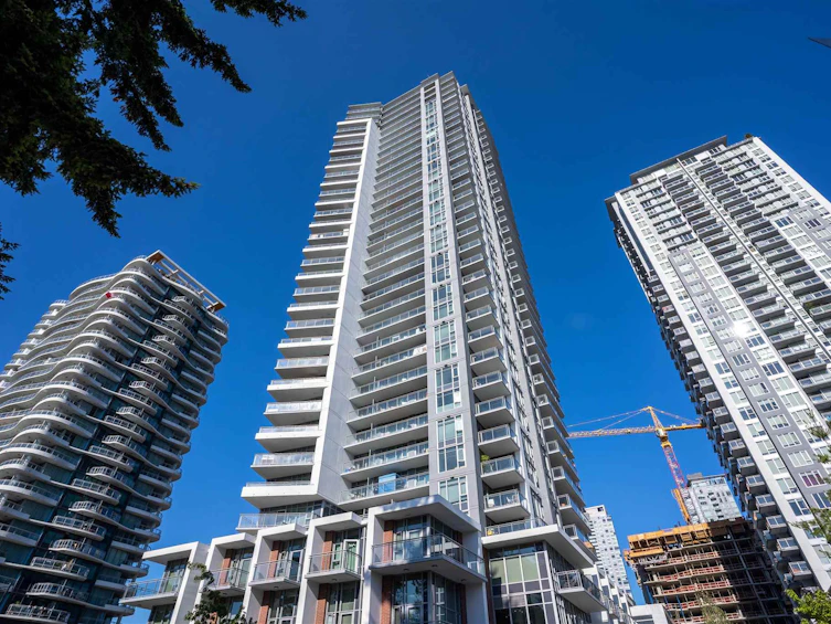 3601-13308 Central Avenue, Surrey, BC, V3T 0M4