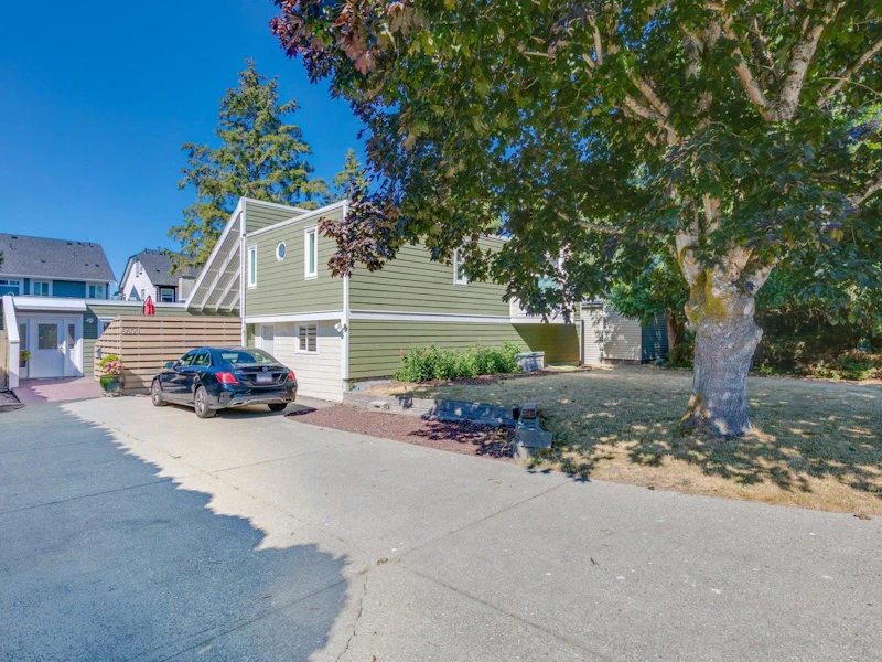 5609 Dove Place, Delta BC V4K 3R2