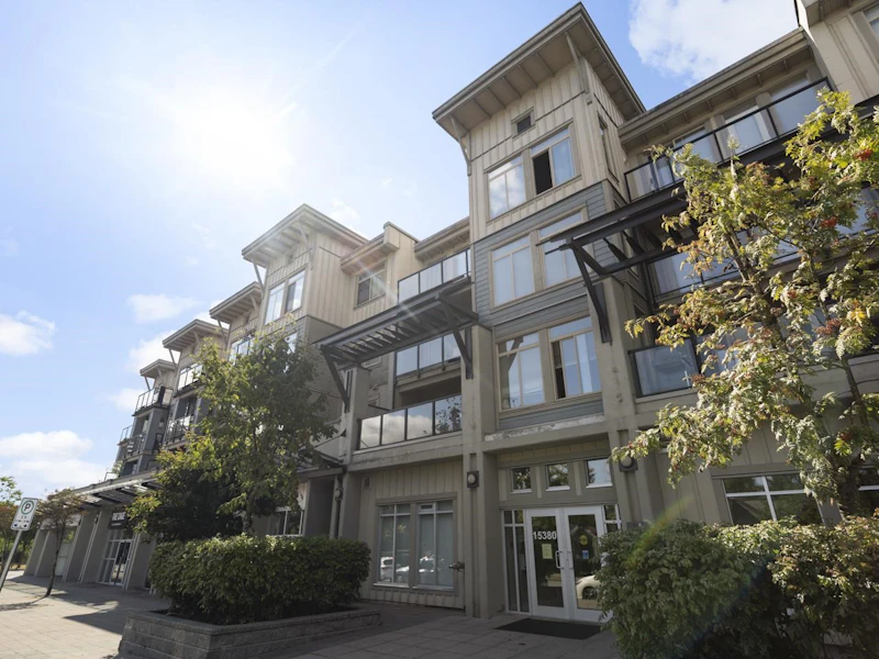 419 - 15380 102a Avenue, Surrey BC V3R 0B3