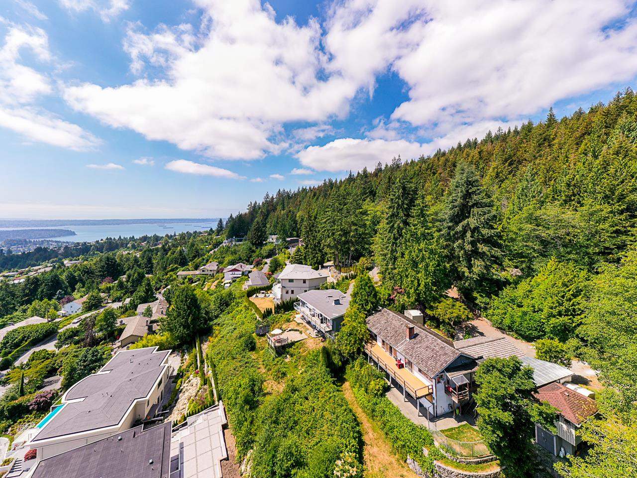 561 Kildonan Road, West Vancouver, BC, V7S 1X4