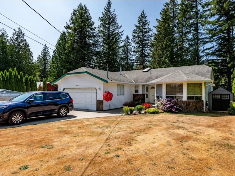 45633 Elizabeth Drive, Cultus Lake BC V2R 5A6