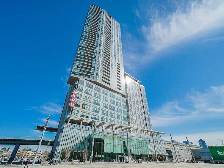 2106-13495 Central Avenue, Surrey, BC, V3T 0K2