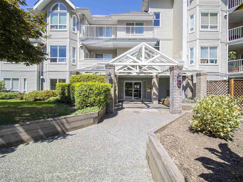 402 - 13475 96th Avenue, Surrey BC V3V 1Y8