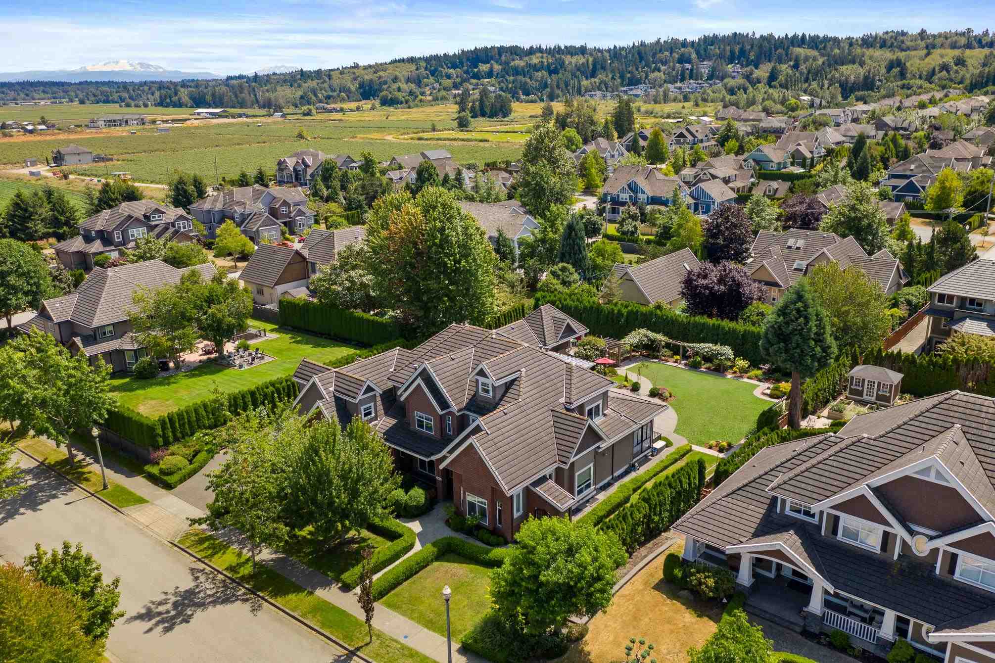 16418 36a Avenue, Surrey, BC, V3Z 0M1